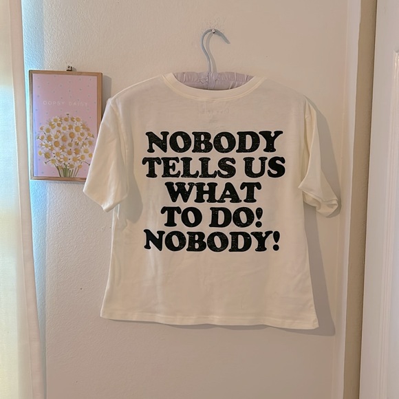 Love tribe cropped Peanuts t-shirt - Picture 2 of 3